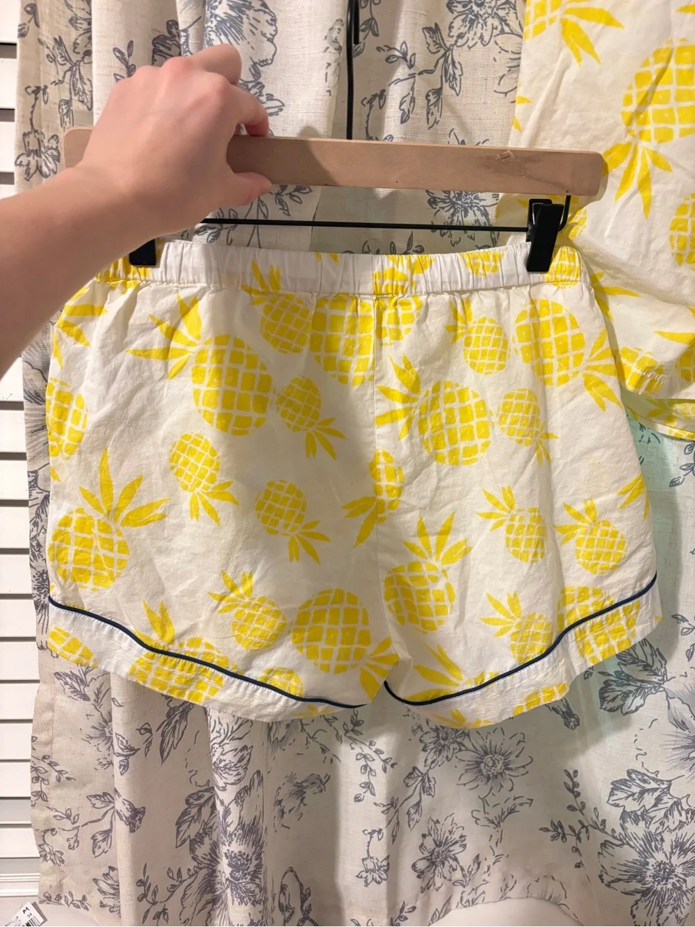 J By J. Crew Pineapple Cotton Women’s Lightweight Pajama Set